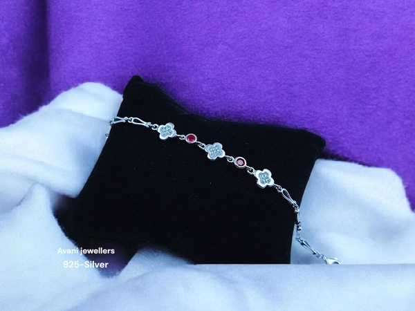 Avani Jewellers Silver Ladies Fancy Bracelet - 6.92, 7.5 INCH