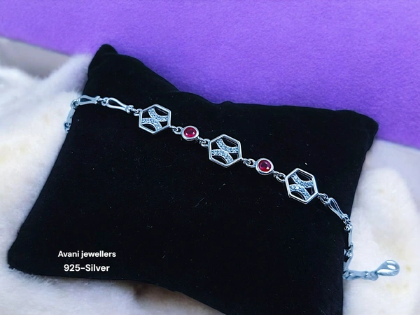 Avani Jewellers Silver Ladies Fancy Bracelet - 6.95, 7.5 INCH
