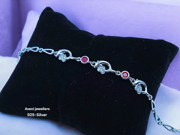 Avani Jewellers Silver Ladies Fancy Bracelet - 6.77, 7.5 INCH