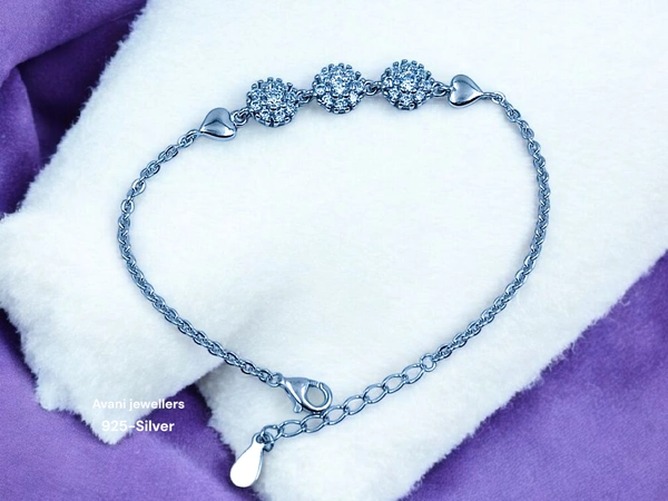 Avani Jewellers Silver Ladies Fancy Bracelet - 4.8, 7.5 INCH