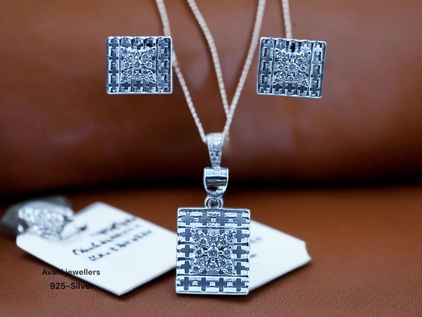 Avani Jewellers Silver Italian Fancy Pendant Set - 3.49