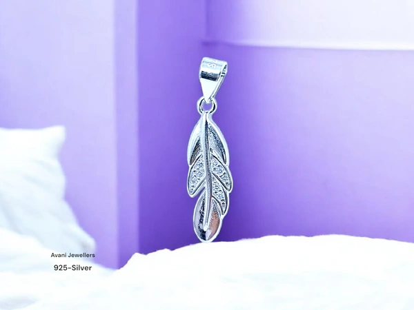 Avani Jewellers Silver Ladies Fancy Pendant - 1.34
