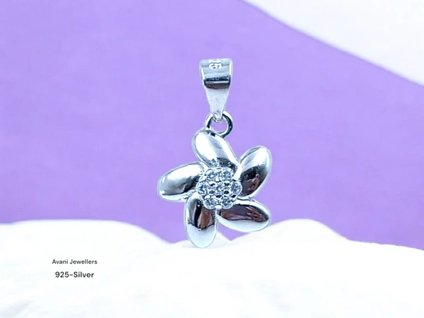 Avani Jewellers Silver Ladies Fancy Pendant - 1.15