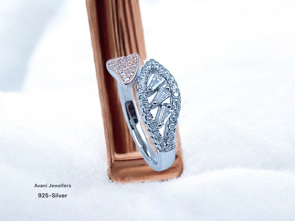 Avani Jewellers Silver Ladies Fancy Ring - 3.15, ADJUSTABLE