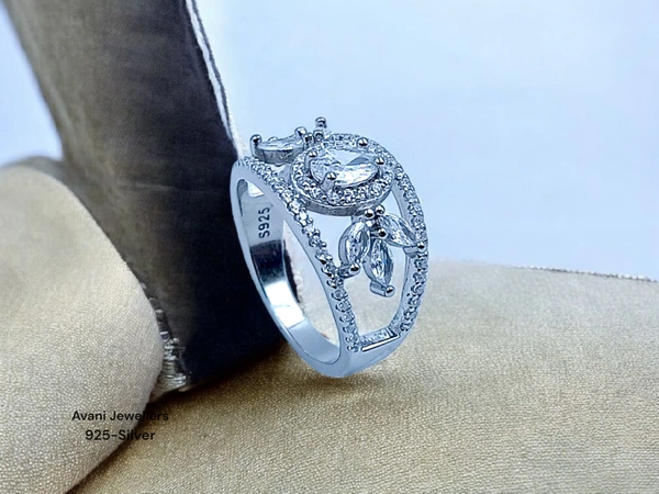 Avani Jewellers Silver Ladies Fancy Ring - 3.99, 12