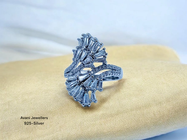 Avani Jewellers Silver Ladies Fancy Ring - 4.55, 14