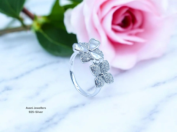 Avani Jewellers Silver Ladies Fancy Ring - 3.76, 15
