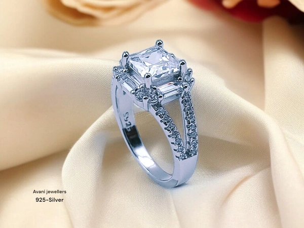 Avani Jewellers Silver Ladies Fancy Ring - 3.66, 12
