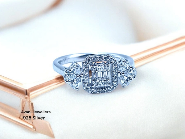 Avani Jewellers Silver Ladies Fancy Ring - 2.99, 14