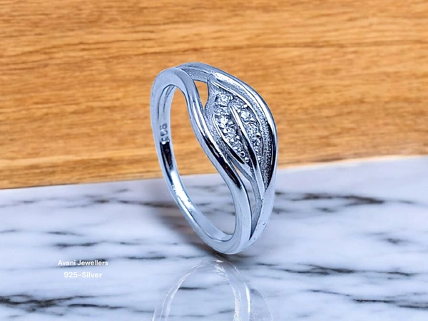 Avani Jewellers Silver Ladies Fancy Ring - 2.14, 9