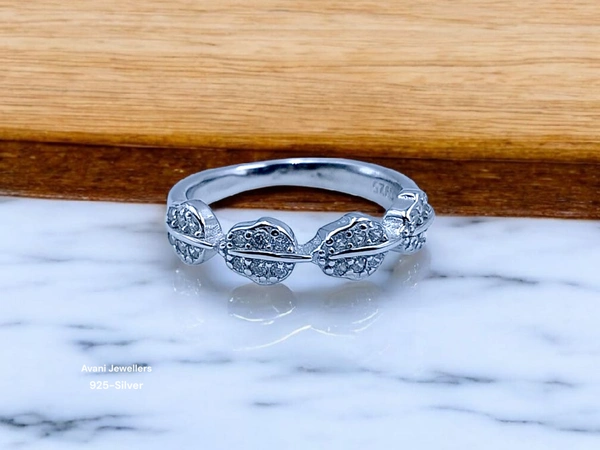Avani Jewellers Silver Ladies Fancy Ring - 2.33, 9