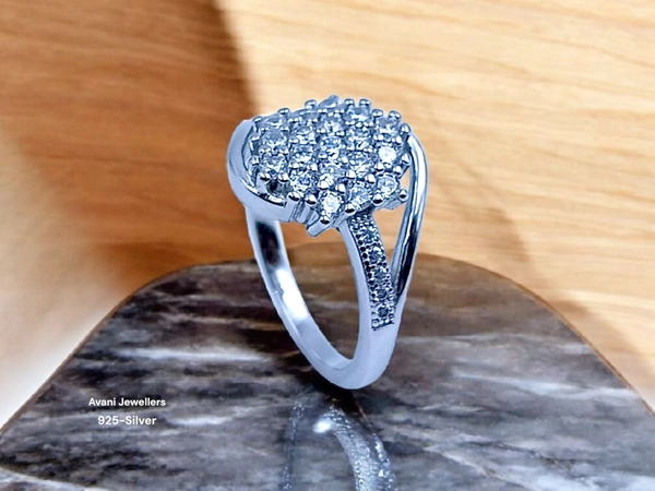 Avani Jewellers Silver Ladies Fancy Ring - 4.2, 14