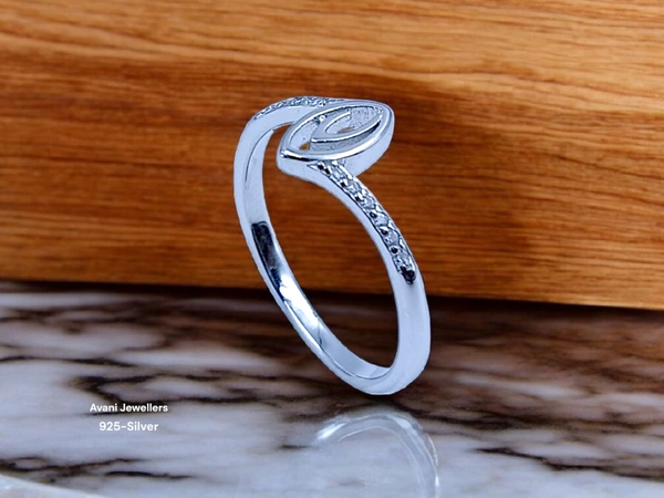 Avani Jewellers Silver Ladies Fancy Ring - 1.53, 15