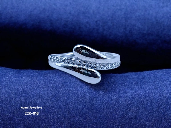 Avani Jewellers Silver Ladies Fancy Ring - 2.83, 8