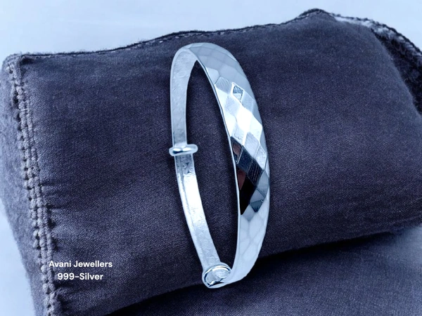 Avani Jewellers Silver Ladies Plain Kade - 21.44, Adjustable