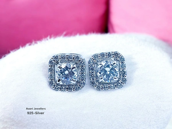 Avani Jewellers Silver Fancy Studs - 2.68