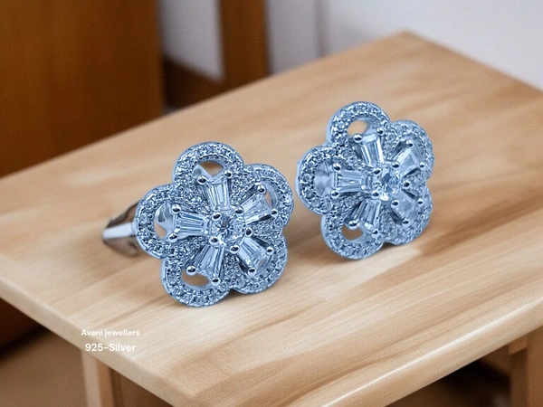 Avani Jewellers Silver Fancy Studs - 4.14