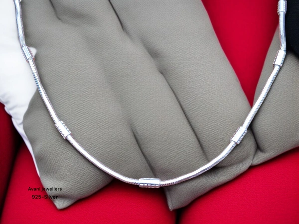 Avani Jewellers Silver Gents Chain - 7.65, 16
