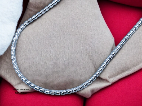 Avani Jewellers Silver Gents Chain - 7.83, 20