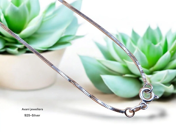 Avani Jewellers Silver Italian Chain - 3.83, 18 INCH