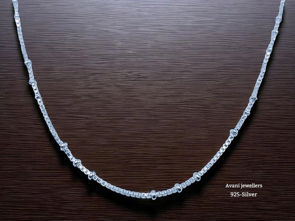 Avani Jewellers Silver Gents Chain - 4.68, 16