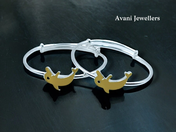Avani Jewellers Silver Baby Plain Kade - 10.02, Adjustable