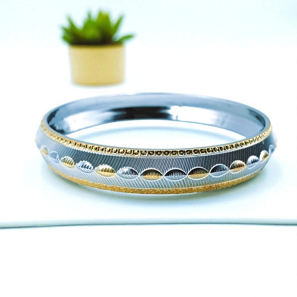 Avani Jewellers Silver Gents Kade - 35.12, 2.11 INCH