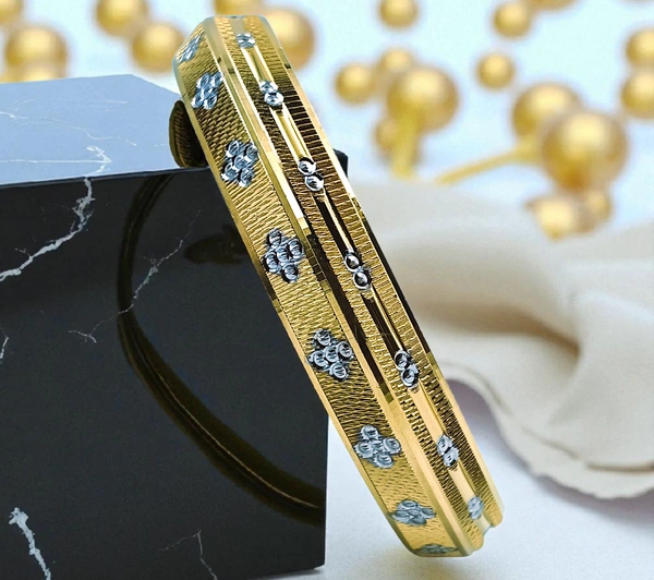 Avani Jewellers Silver Gents Kade - 49.48, 2.14 INCH