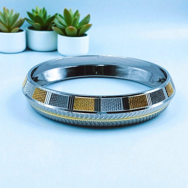 Avani Jewellers Silver Gents Kade - 53.98, 2.12 INCH