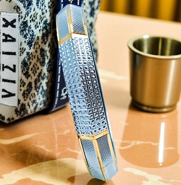 Avani Jewellers Silver Gents Kade - 33.45, 2.10 INCH