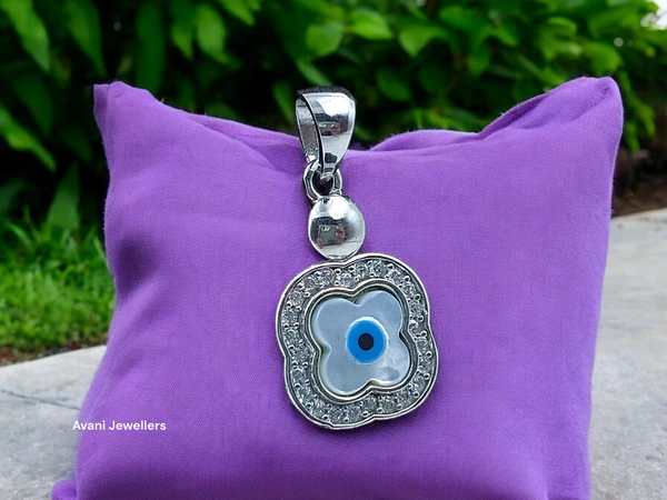 Avani Jewellers Silver Ladies Fancy Pendant - 3.22