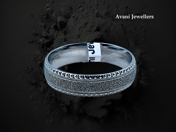 Avani Jewellers Silver Gents Bands - 3.24, 18