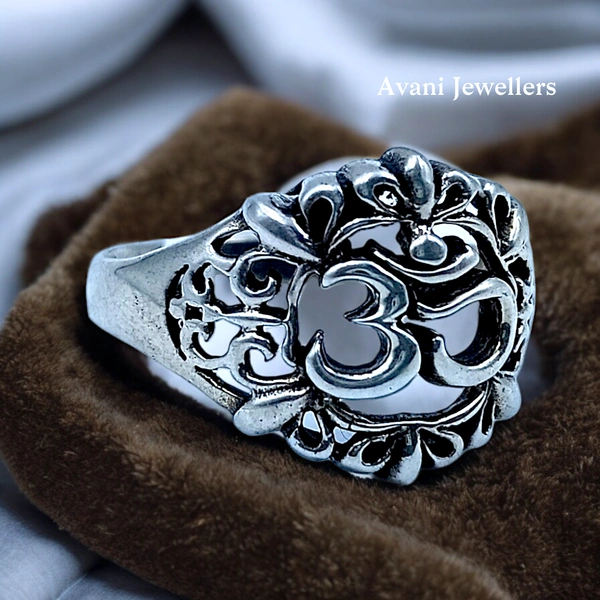 Avani Jewellers Silver Gents Plain Ring - 5.22, 28