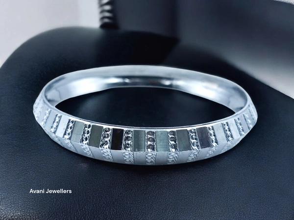 Avani Jewellers Silver Gents Kade - 31.5, 2.12 INCH