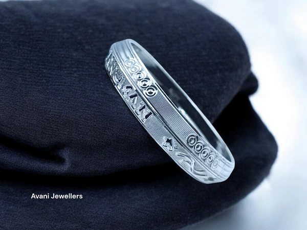Avani Jewellers Silver Gents Kade - 45.89, 2-4 Inch