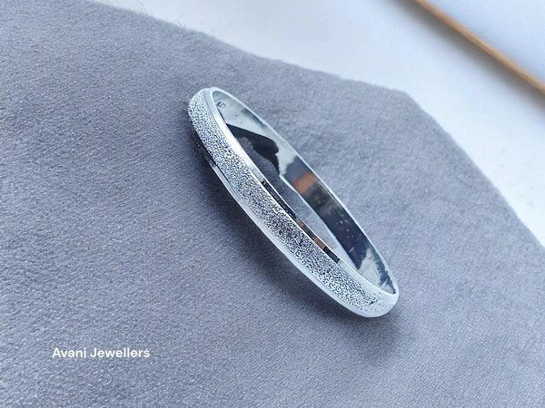 Silver Gents Kade - 30.44, 2.8 INCH