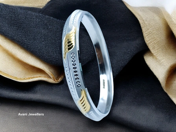 Avani Jewellers Silver Gents Kade - 35.11, 2.11 INCH