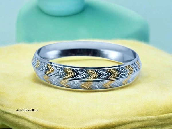 Avani Jewellers Silver Gents Kade - 39.35, 2-5 Inch
