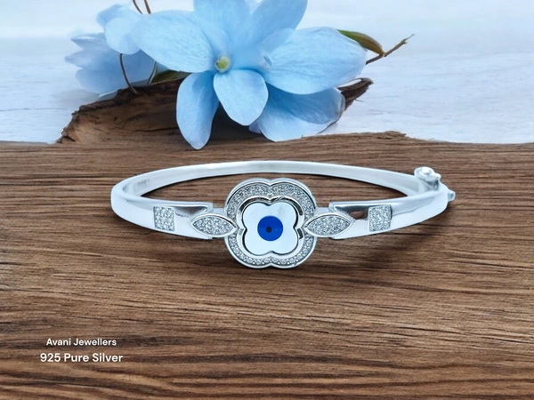 Avani Jewellers Silver Ladies Fancy Kade - 13.15, Free Size
