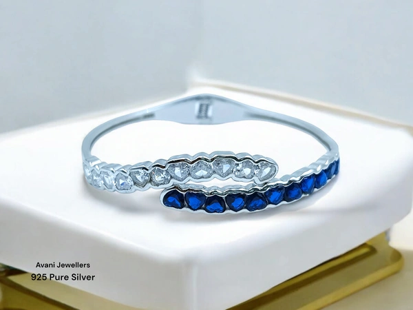 Avani Jewellers Silver Ladies Fancy Kade - 13.15, Free Size