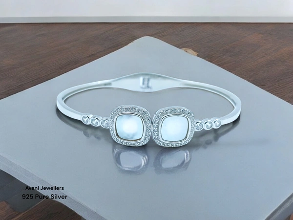 Avani Jewellers Silver Ladies Fancy Kade - 11.51, Free Size