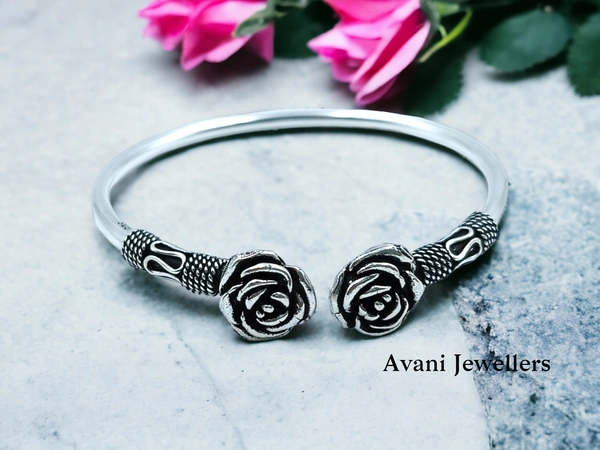 Avani Jewellers Silver Ladies Plain Kade - 11.92, Adjustable