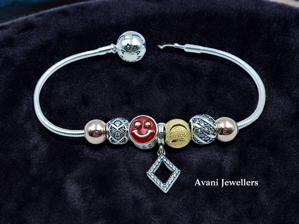 Avani Jewellers Silver Ladies Fancy Bracelet - 13.44, Free