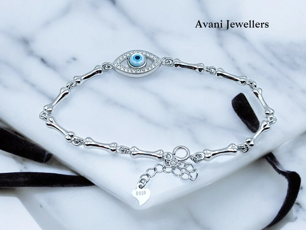 Avani Jewellers Silver Ladies Fancy Bracelet - 5.68, Adjustable