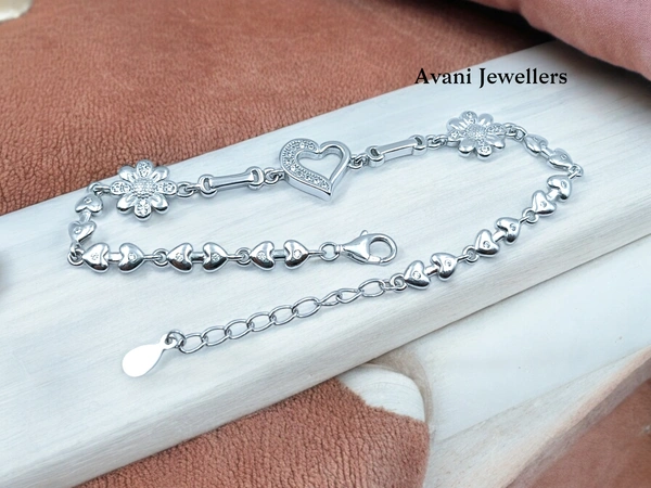 Avani Jewellers Silver Ladies Fancy Bracelet - 6.72, Adjustable