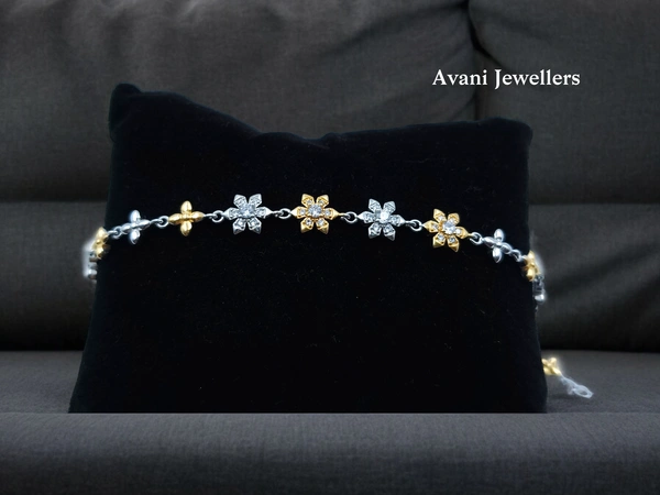 Avani Jewellers Silver Ladies Fancy Bracelet - 8.88, Adjustable