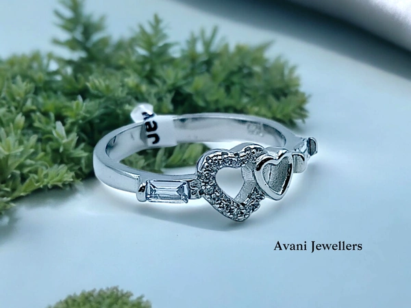 Avani Jewellers Silver Ladies Fancy Ring - 2.12, 15