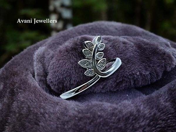 Avani Jewellers Silver Ladies Fancy Ring - 1.99, 11