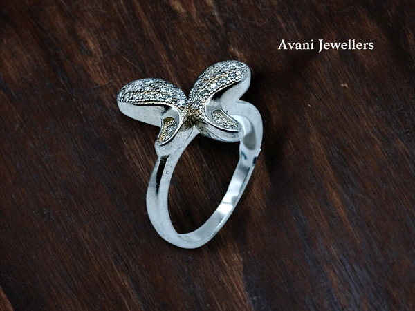 Avani Jewellers Silver Ladies Fancy Ring - 2.98, 9