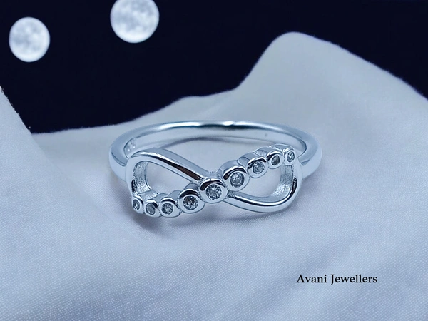 Avani Jewellers Silver Ladies Fancy Ring - 1.78, 8